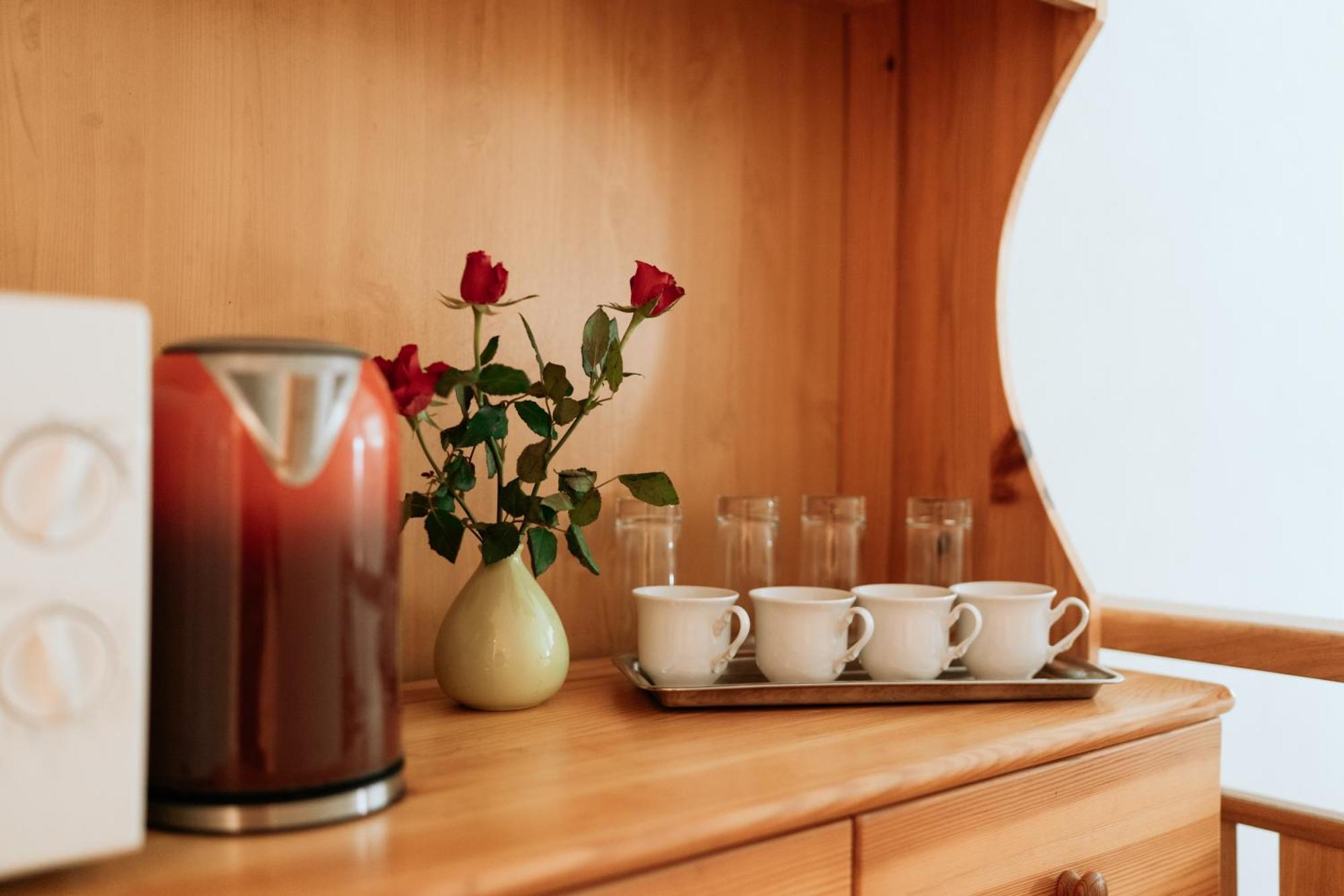 Horsky Hotel Bartoska Cremosne Luaran gambar